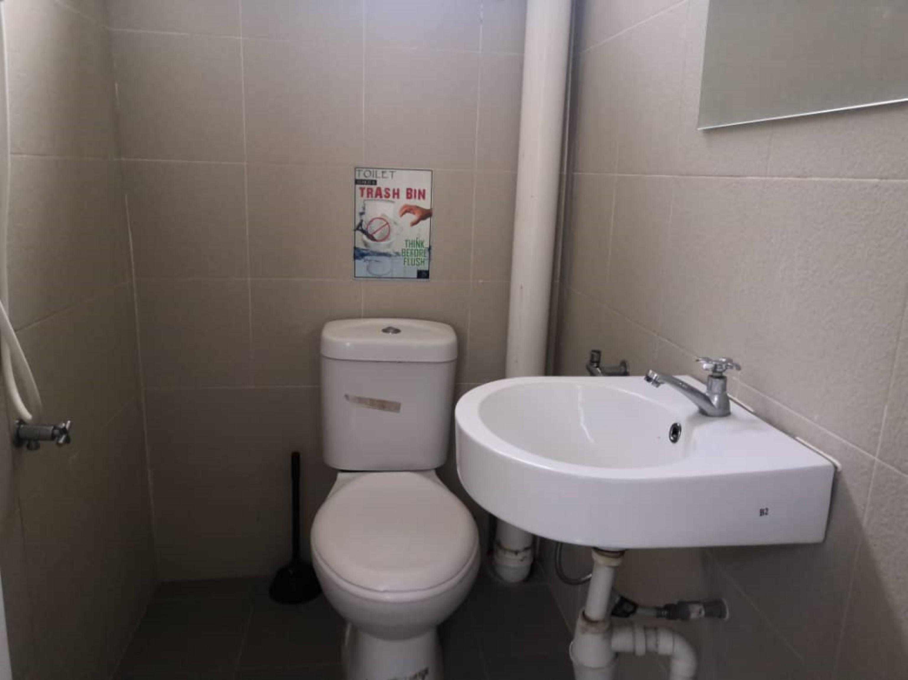 Oyo 90132 Come Inn Premium Kuala Terengganu Zewnętrze zdjęcie